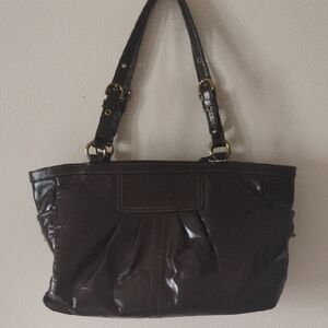 Coach Gallery East/ Mahogany #12730 Guc